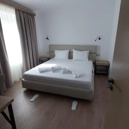 Hotel Petro *
